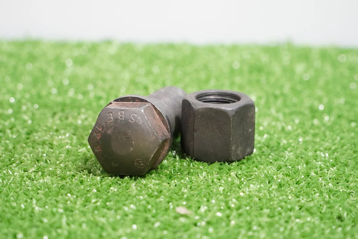 PERNO DE CADENA DE TRACCIÓN