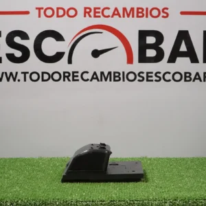 ENSAMBLAJE DEL CENICERO DELANTERO DE LA CONSOLA CENTRAL